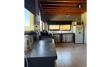 Calle 122 entre 646 y 648- Casa en Garibaldi