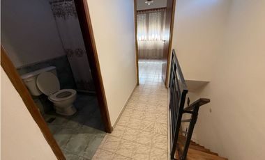 Alquiler ESTUDIANTES 3 ambientes con cochera tipo duplex
