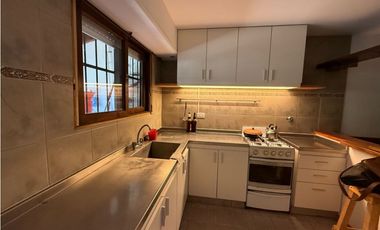 Alquiler ESTUDIANTES 3 ambientes con cochera tipo duplex