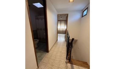 Alquiler ESTUDIANTES 3 ambientes con cochera tipo duplex