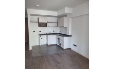 1 Ambiente Dividido en Caballito – Súper Luminoso, Apto Prof