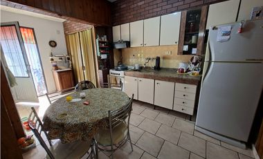 CASA  EN CALLE EDISON