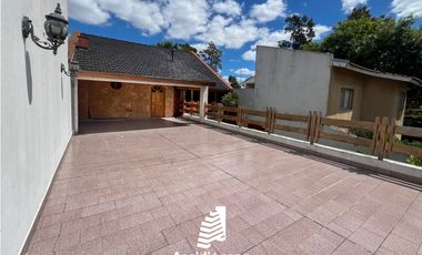 VENTA CASA 4 AMB C/ COCHERA. OLIDEN 3900, VILLA LUGANO, CABA