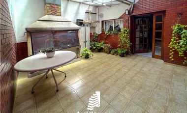 VENTA CASA 4 AMB C/ COCHERA. OLIDEN 3900, VILLA LUGANO, CABA