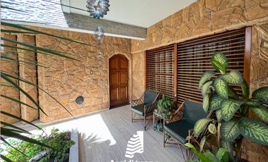VENTA CASA 4 AMB C/ COCHERA. OLIDEN 3900, VILLA LUGANO, CABA