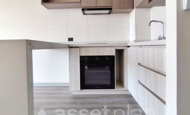 Av. Carlos Valdovino (1 Est /1 Bod) [3664-4]