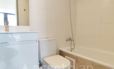 Av. Carlos Valdovino (1 Est /1 Bod) [3664-4]