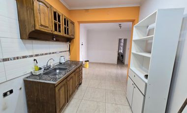 ALQUILER DE CASA 4 AMBIENTES CON PILETA DE NATACION - MONTE GRANDE