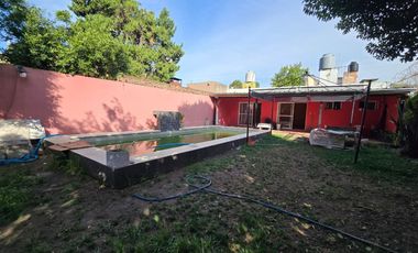 ALQUILER DE CASA 4 AMBIENTES CON PILETA DE NATACION - MONTE GRANDE