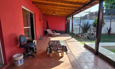 ALQUILER DE CASA 4 AMBIENTES CON PILETA DE NATACION - MONTE GRANDE