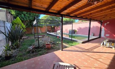 ALQUILER DE CASA 4 AMBIENTES CON PILETA DE NATACION - MONTE GRANDE