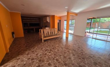 ALQUILER DE CASA 4 AMBIENTES CON PILETA DE NATACION - MONTE GRANDE