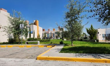 Casa en Renta en Toluca La Florida, a 15 min del Parque Industrial Toluca 2000