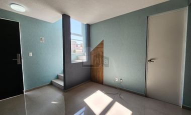 Casa en Renta en Toluca La Florida, a 15 min del Parque Industrial Toluca 2000