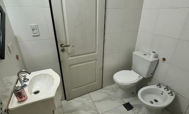 Departamento Tipo Casa en alquiler en Wilde Centro