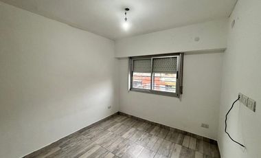 Departamento Tipo Casa en alquiler en Wilde Centro