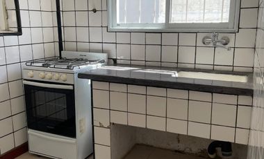 Casa en alquiler en Moron Sur