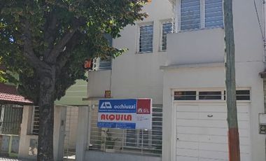 Casa en alquiler en Lanus Oeste