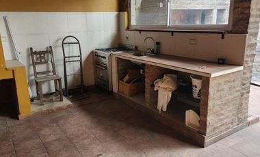 Departamento Tipo Casa en alquiler en Caseros