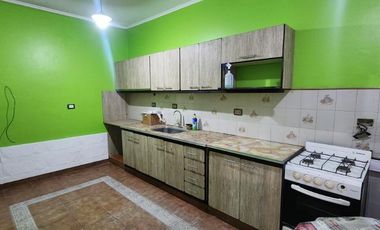 Departamento Tipo Casa en alquiler en Caseros