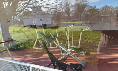 ALQUILER CASA 4 AMB EN MONTE GRANDE