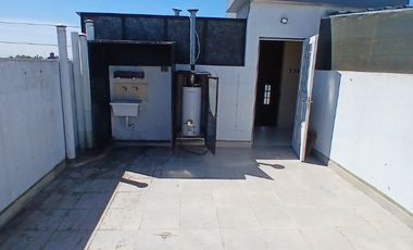 Departamento en alquiler en Isidro Casanova
