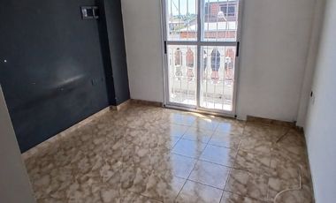 Departamento en alquiler en Isidro Casanova