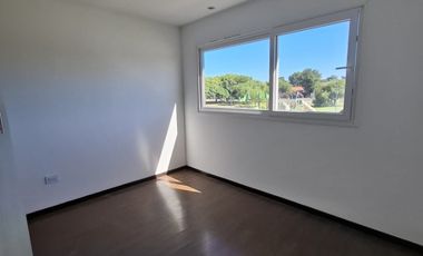 Duplex en venta en Don Bosco Este