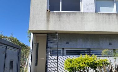 Duplex en venta en Don Bosco Este