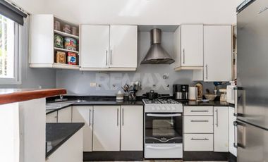 VENTA DÚPLEX 4 AMB CON PATIO Y COCHERA EN FLORIDA