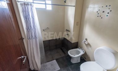 VENTA DÚPLEX 4 AMB CON PATIO Y COCHERA EN FLORIDA