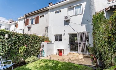 VENTA DÚPLEX 4 AMB CON PATIO Y COCHERA EN FLORIDA