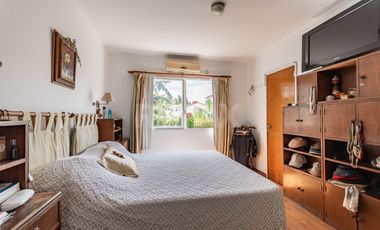 VENTA DÚPLEX 4 AMB CON PATIO Y COCHERA EN FLORIDA