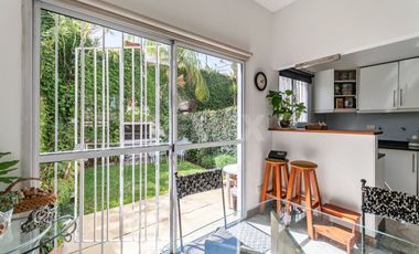 VENTA DÚPLEX 4 AMB CON PATIO Y COCHERA EN FLORIDA