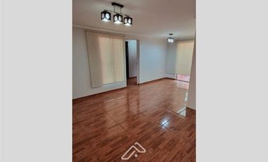 Casa en Arriendo en Los Caiquenes 2175