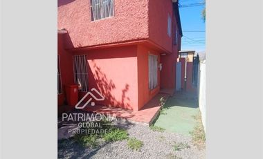 Casa en Arriendo en Los Caiquenes 2175