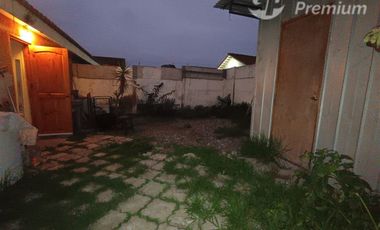 Casa en Venta en Casa de OPORTUNIDAD, ampliada en barrio universitario a pasos de Raúl Bitran, y dos cuadras del Jumbo. en el Milagro.