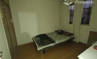 Casa en Venta en Casa de OPORTUNIDAD, ampliada en barrio universitario a pasos de Raúl Bitran, y dos cuadras del Jumbo. en el Milagro.