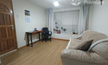 Casa en Venta en Casa de OPORTUNIDAD, ampliada en barrio universitario a pasos de Raúl Bitran, y dos cuadras del Jumbo. en el Milagro.