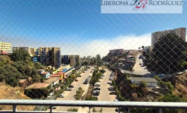 Departamento en Arriendo en Departamento a pies de Cerro Barón