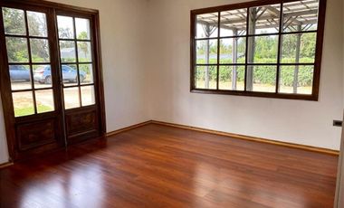 Casa en Arriendo en Camino Carampangue - Colegio Trebulco