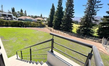 Casa en Venta en Preciosa casa en Club de Golf Los Lirios