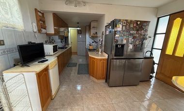 Casa en Venta en Casa de 3 pisos, Sector Sur