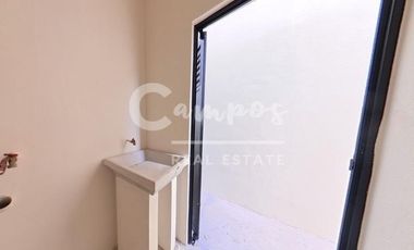 Casa de dos piso y 3 recamaras en privada residencial en Conkal  Entrega febrero 2026