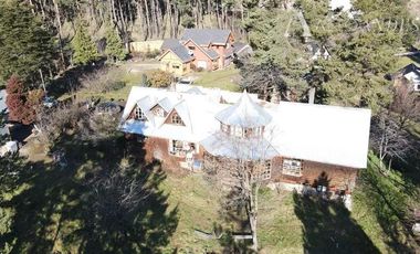 VENTA TERRENO CON 2 CASAS EN COYHAIQUE