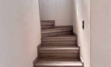 Arriendo casa de 3 dormitorios en la ciudad de Temuco Barrio Inglés botrolhue