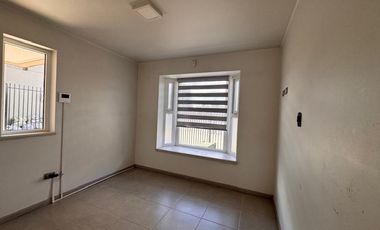 Arriendo casa de 3 dormitorios en la ciudad de Temuco Barrio Inglés botrolhue