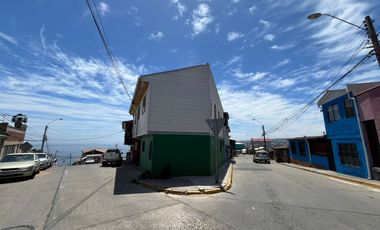 CASA PRIMER PISO 3D 1B EN CERRO MONJAS VALPARAÍSO