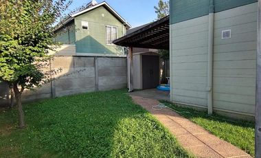 ARRIENDA LUMINOSA CASA DE 3D 2 B EN PRADERAS DE LABRANZA