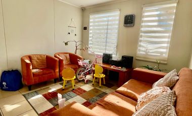 ARRIENDA LUMINOSA CASA DE 3D 2 B EN PRADERAS DE LABRANZA